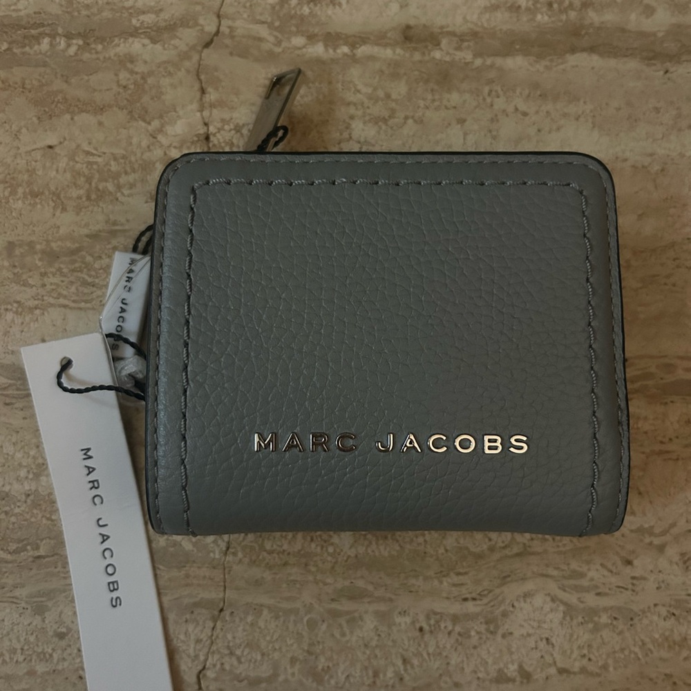 Marc Jacobs Small Grey/ Black Leather wallet